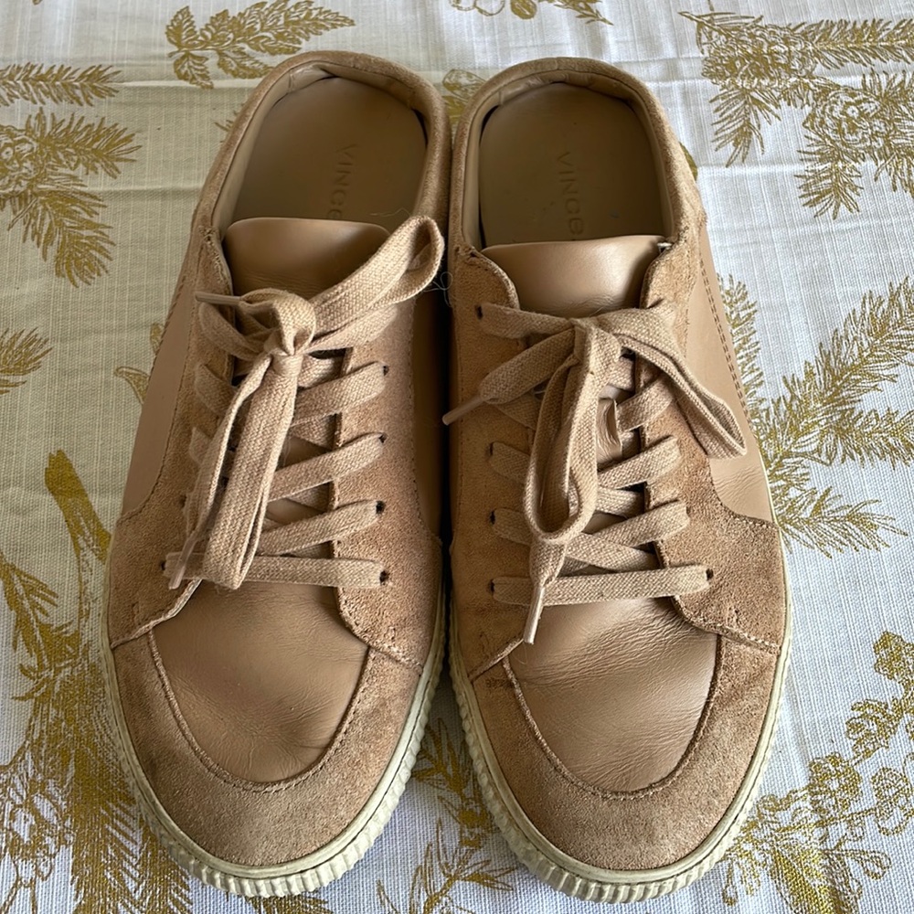Vince slip on.